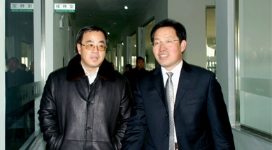 中央政治局委員、國(guó)務(wù)院副總理胡春華視察民豐馬鈴薯脫毒組培中心